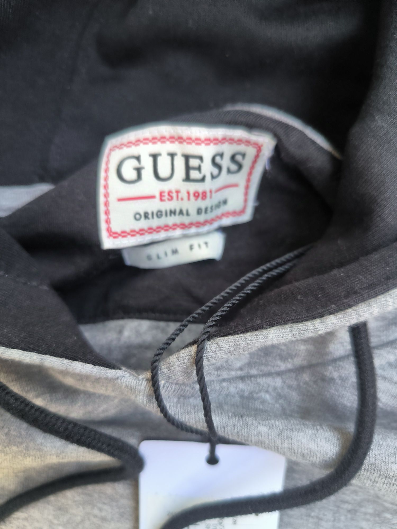Guess суичър Slim М ново