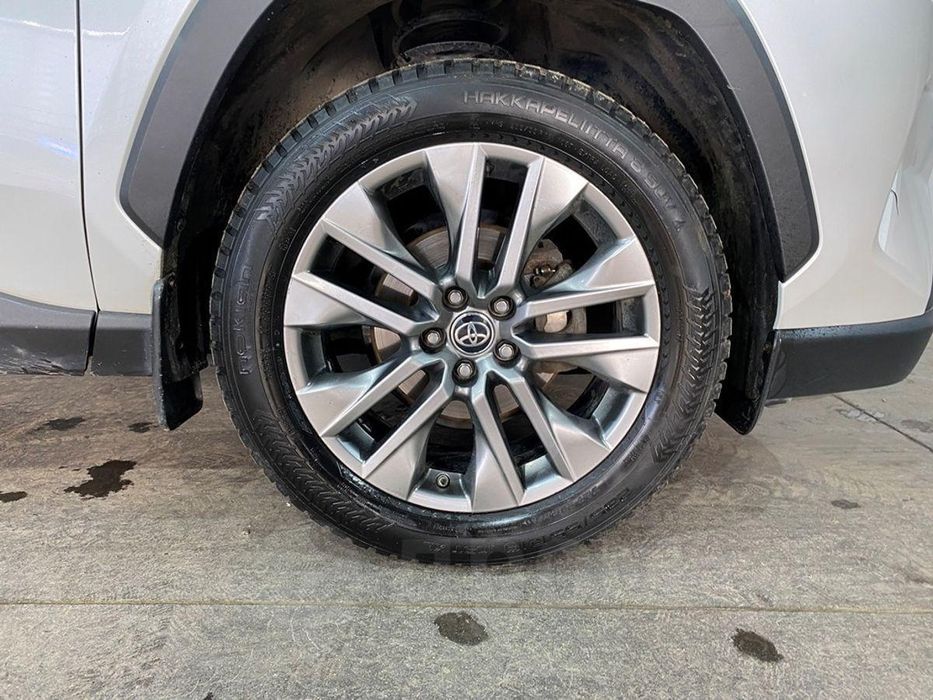 Запасное колесо Рав4