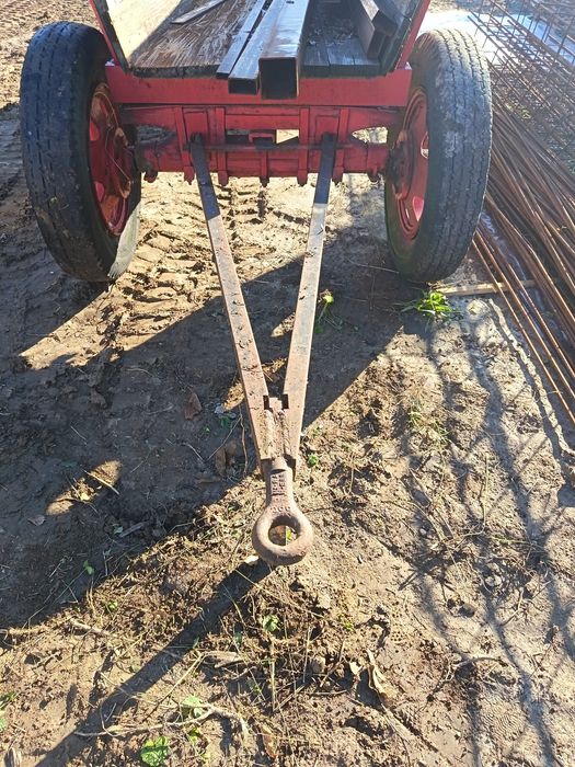 Căruță după tractor