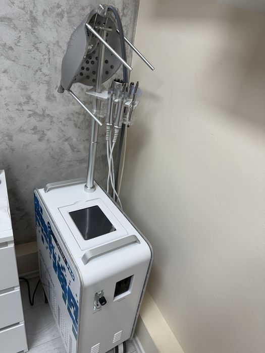 Vand aparat cosmetic “ Oxygenera Pro”