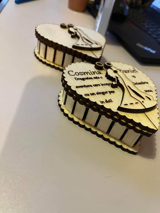 Cutiuța pentru verighete