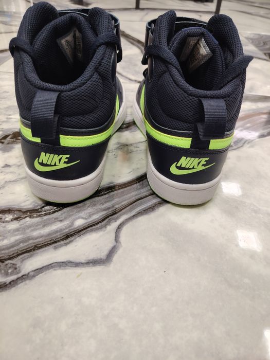 Nike - Спортни обувки Court Borough 2 с кожа, Зелен/Тъмносин