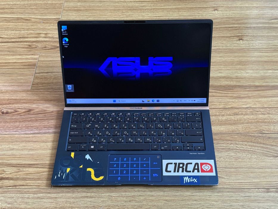 Asus ZenBook 14`i7-8565U/Nvidia MX150/512GB NVMe/8GB RAM/Full HD IPS