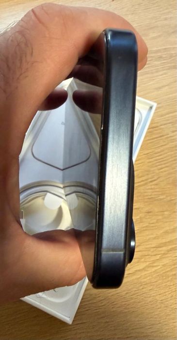 Vand Iphone 15 ProMax 256 GB