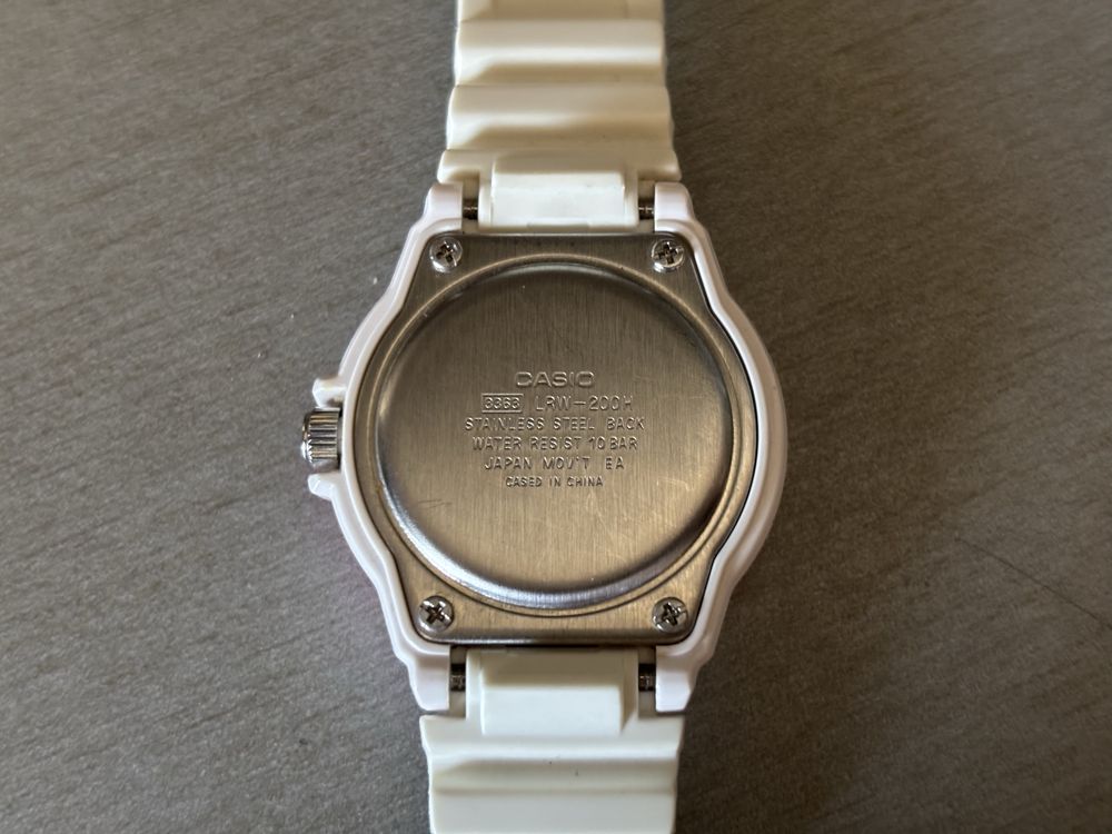 CASIO lrw-200H-4BVEF