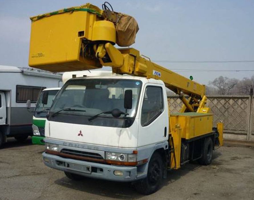 Услуги автовышки АГП 18 м 24/7 
Оперативный выезд 
Опытные операторы