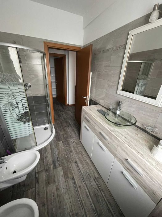Inchiriez apartament 2 camere zona Buna Ziua, zona Grand Hotel Italia