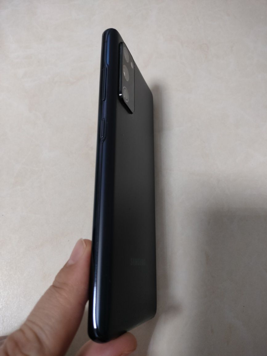 Samsung Galaxy S20 FE 5G  6/128GB IDEAL