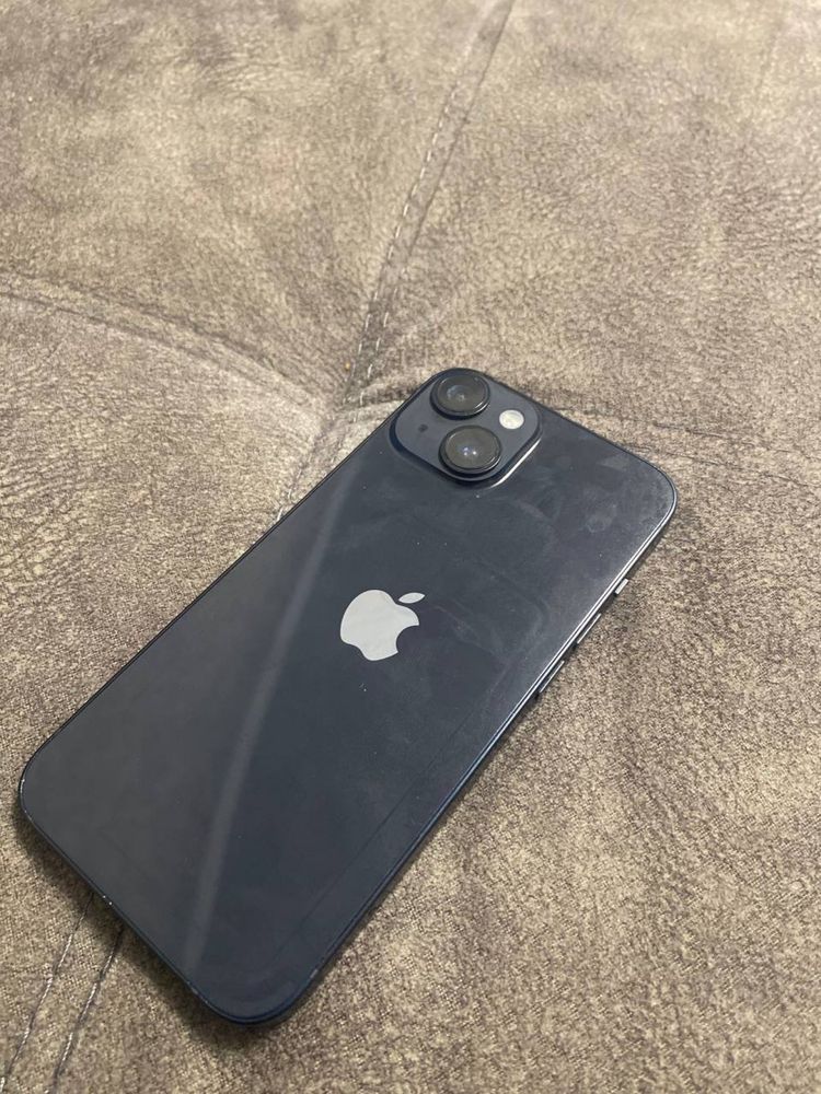 продам iPhone 14