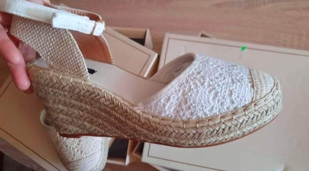 Espadrile noi albe marime 38