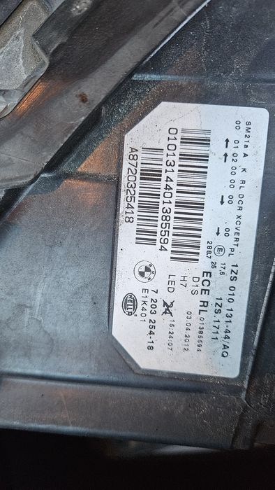 Ляв и Десен Фар за BMW F10/F11 Бмв Ф10/Ф10 HELLA