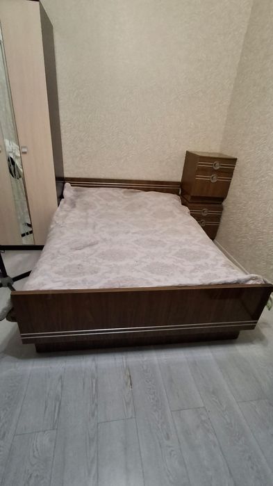 Шкаф и.  кровать