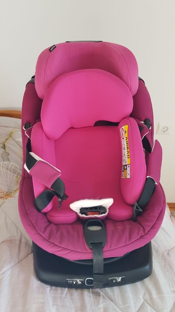 Детско столче за кола Maxi Cosi AxissFIX Plus (61-105 см)