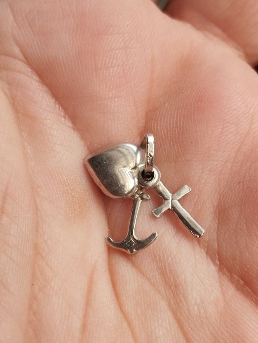 Pandantiv din argint inimă, cruce, ancoră