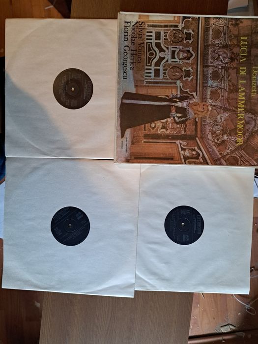 Muzica de colectie, box-uri discuri vinil. 100 lei
