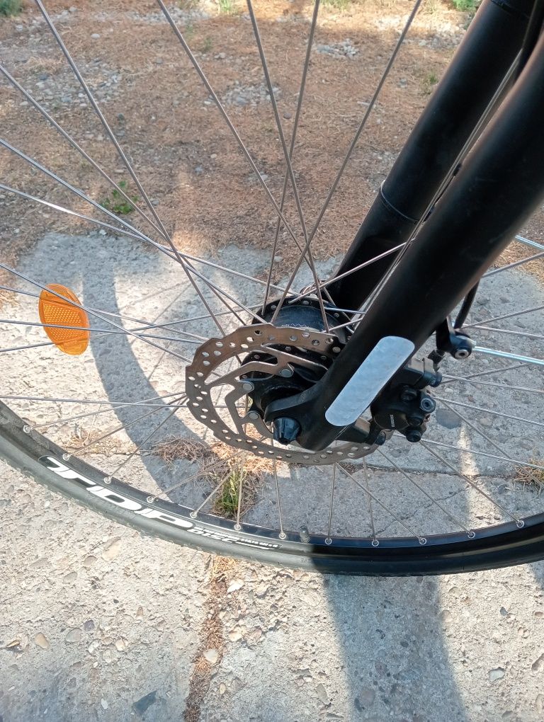 Bicicleta Romet,frane hidraulice,roti 28",cauciucuri noi!