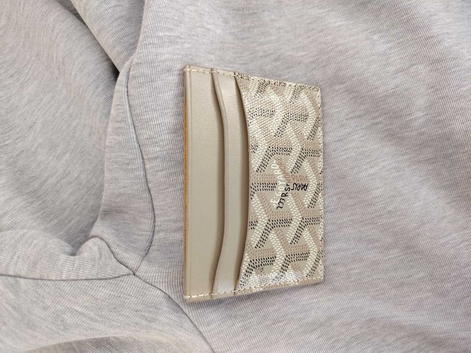Portofel goyard.