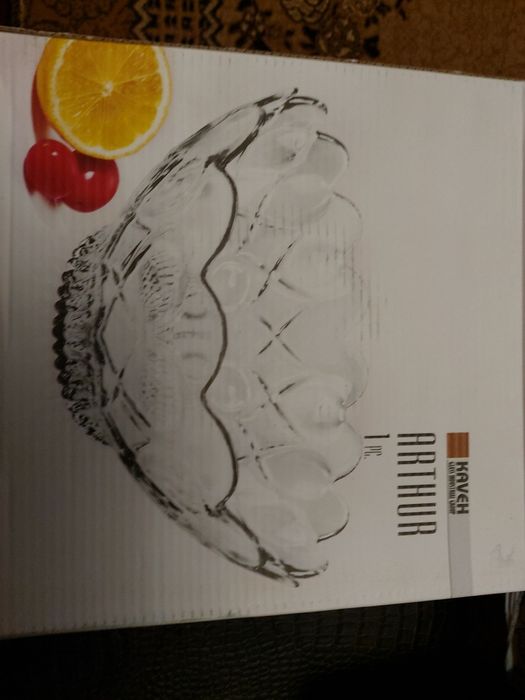 Стъклена купа нова