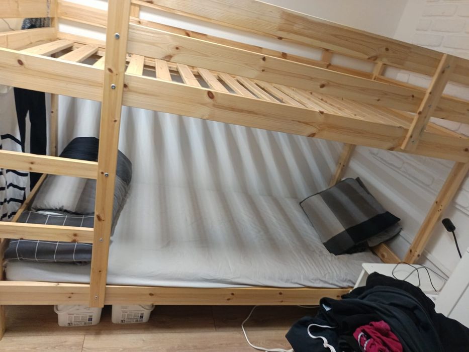 Șifonier ikea  plus pat supraetajat ikea cu saltele inclusee