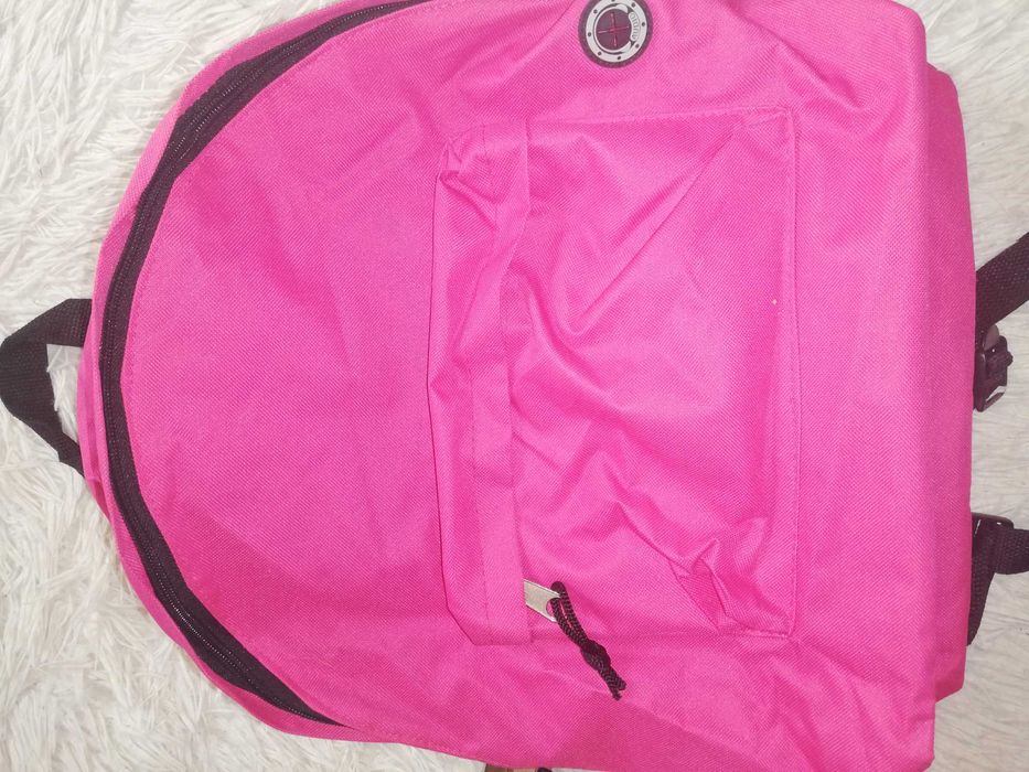2 Rucsacuri impermeabile noi