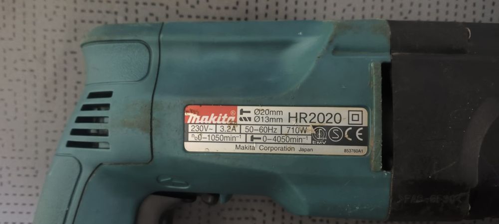 Ciocan rotopercutor cu 3 funcții Makita hr 2020