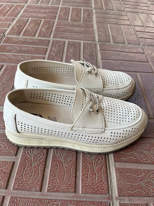 Женская обувь 40 размер