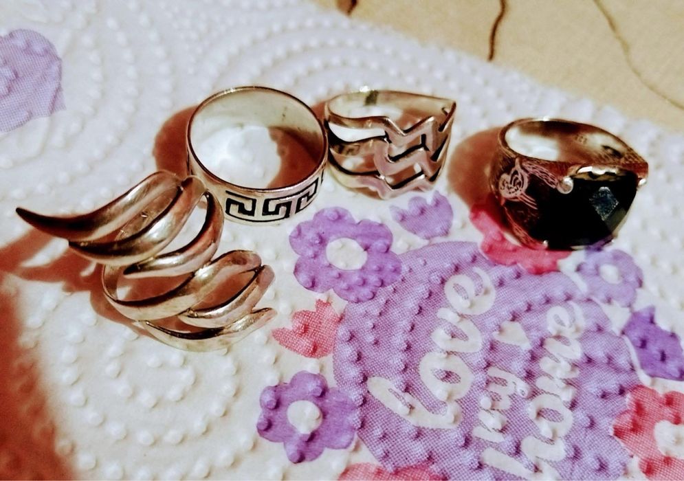 Продавам сребро Проба 925