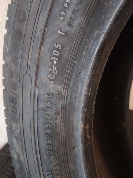 Гуми Continental contact 200 за бус 205/65 R16 C 107/105