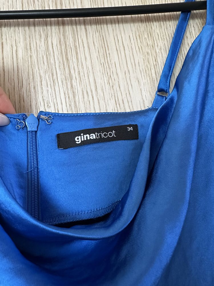 Рокля - Gina Tricot