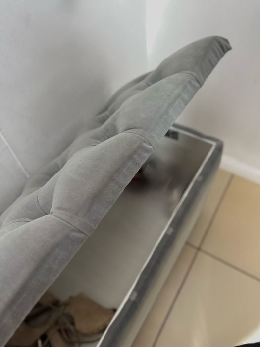 Пуф (пуфик) с отсеком для хранения