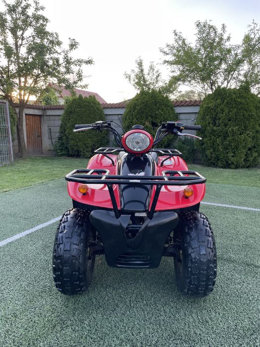 Vând Quad Kymco 50 cc în stare foarte bună