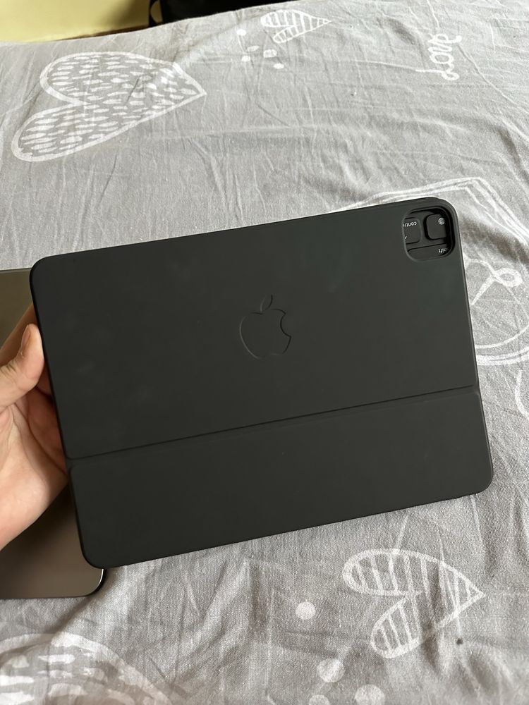 Клавиатура на iPad Pro 11 дюймов