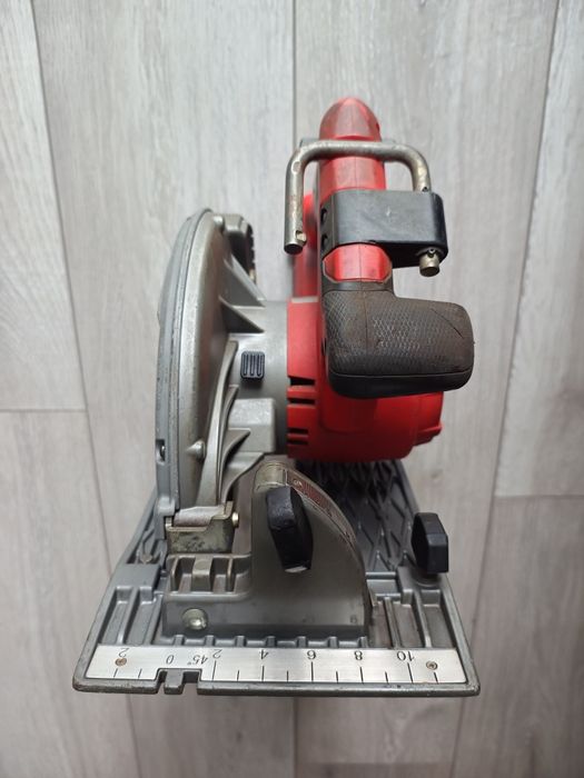 Set scule profesionale Milwaukee 18V