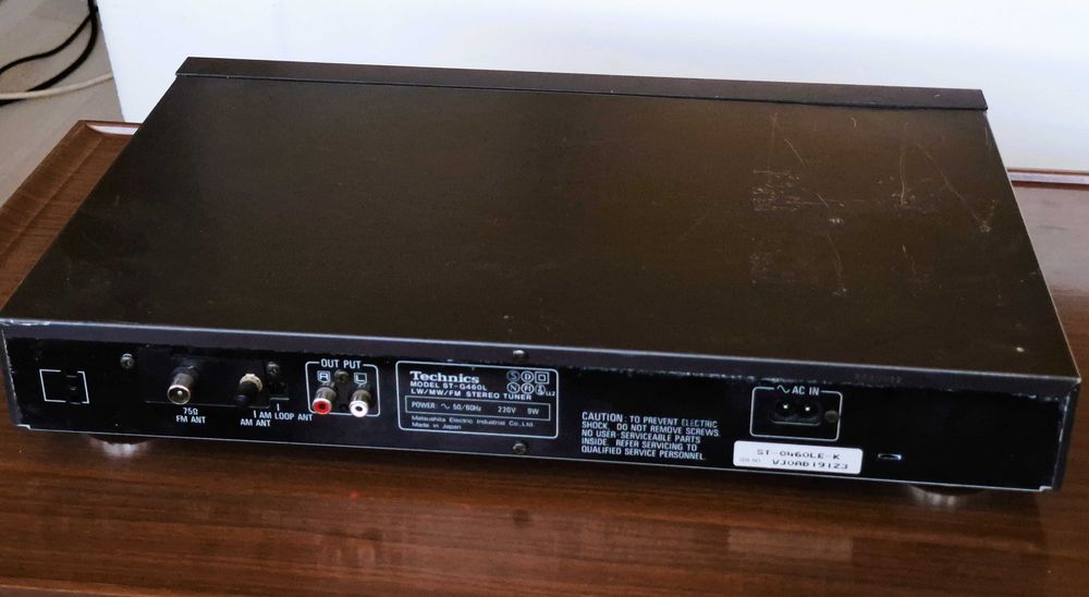 Vintage Technics Quartz Synthesizer FM/AM Stereo Tuner Stereo ST-G460