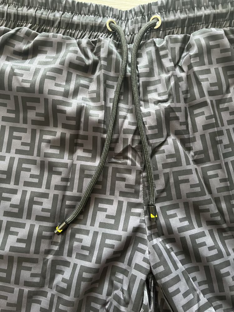 Short baie fendi