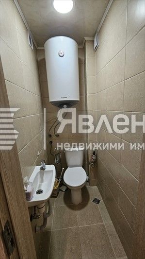 Дава се под наем Тристаен апартамент в Варна, ВИНС - 80 кв.м за 600 € - Снимка #7