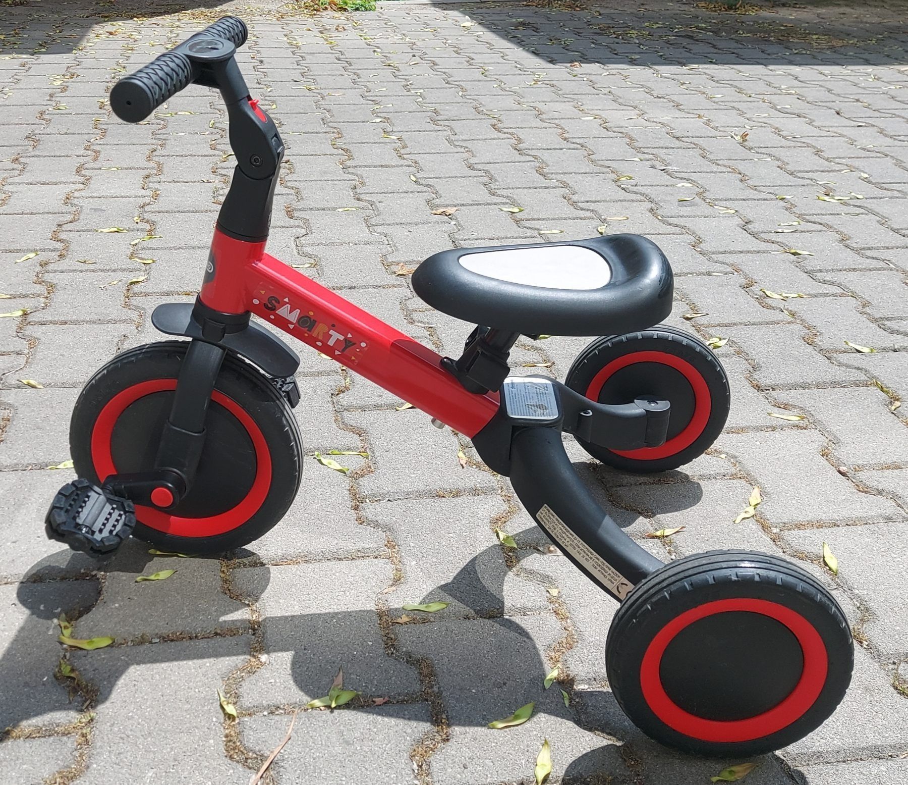 Детска триколка CHIPOLINO smarty 2в1 червена