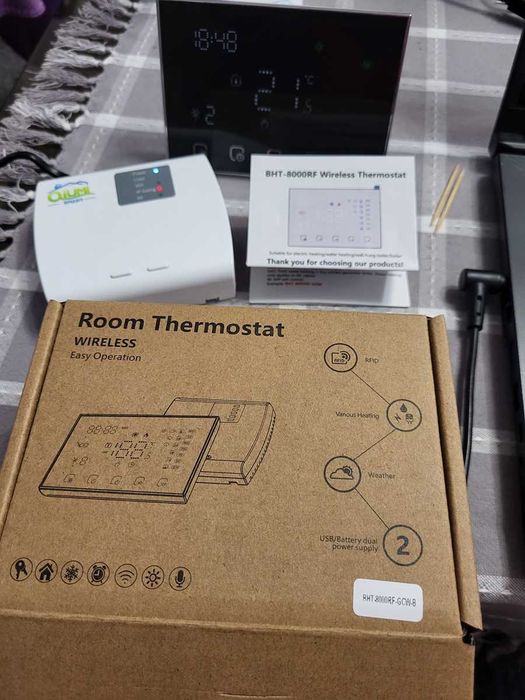 Termostat  ARISTON Cube wireless  si termostat smart cu acces internet