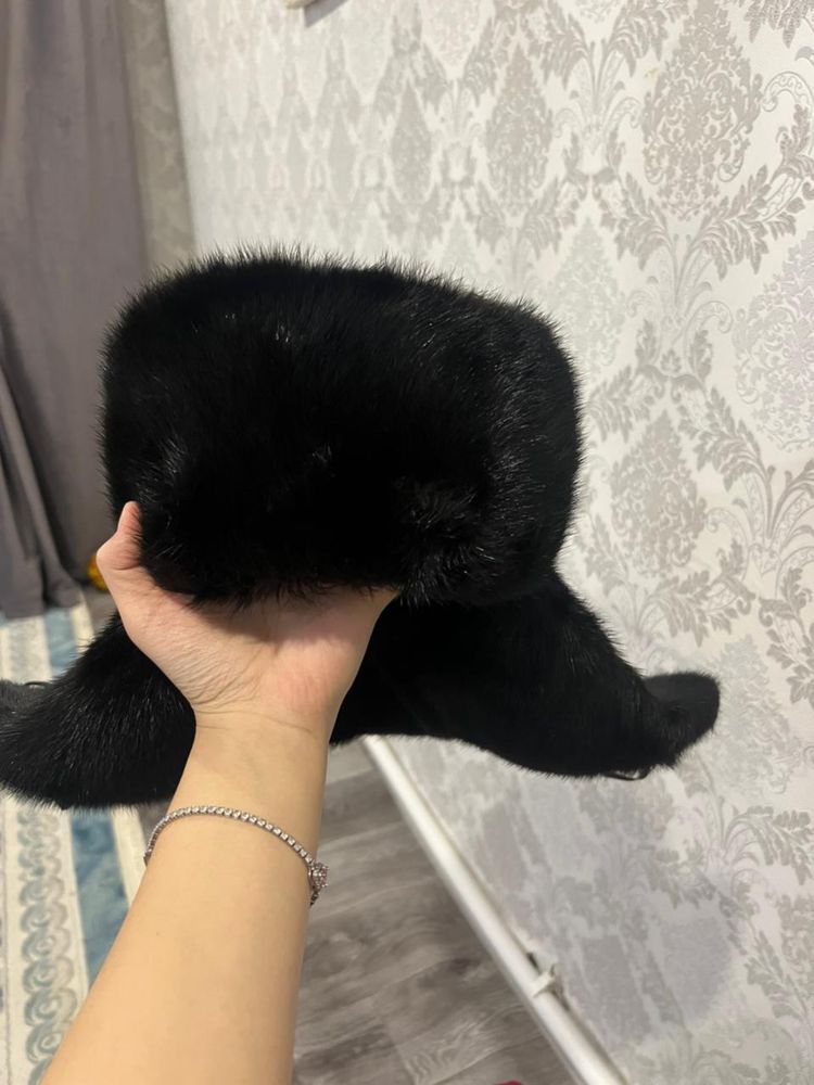Норковая шапка