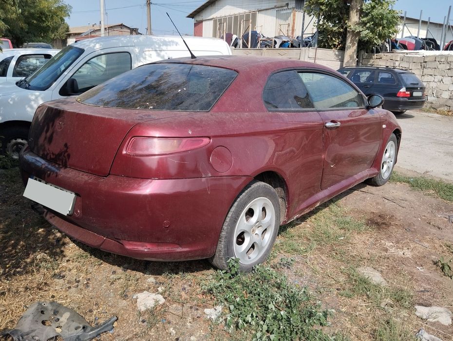 Dezmembrari  Alfa Romeo GT (937)  2003  > 2010 1.9 JTD Motorina