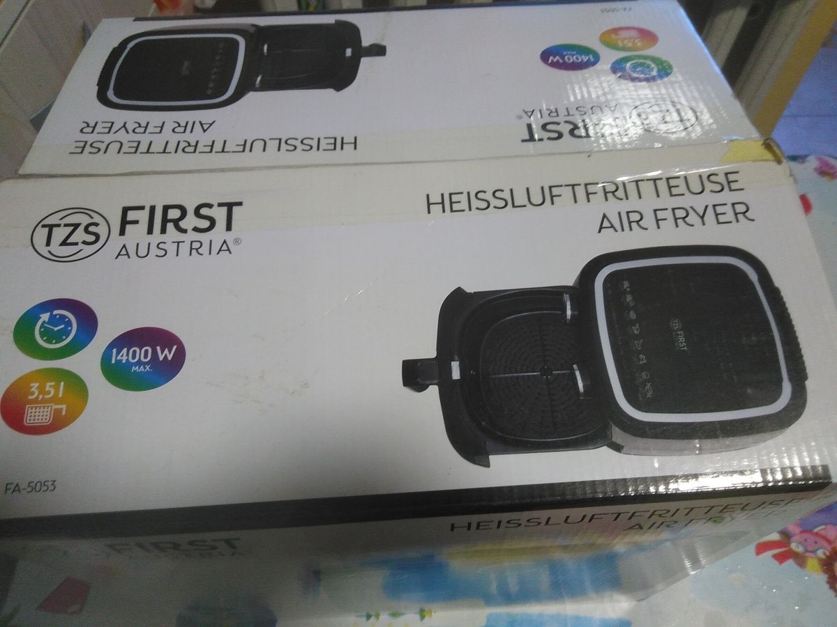 Air FRYER както е закупен в кашона