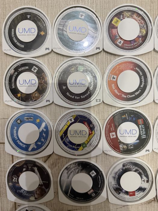 Lot 21 jocuri psp