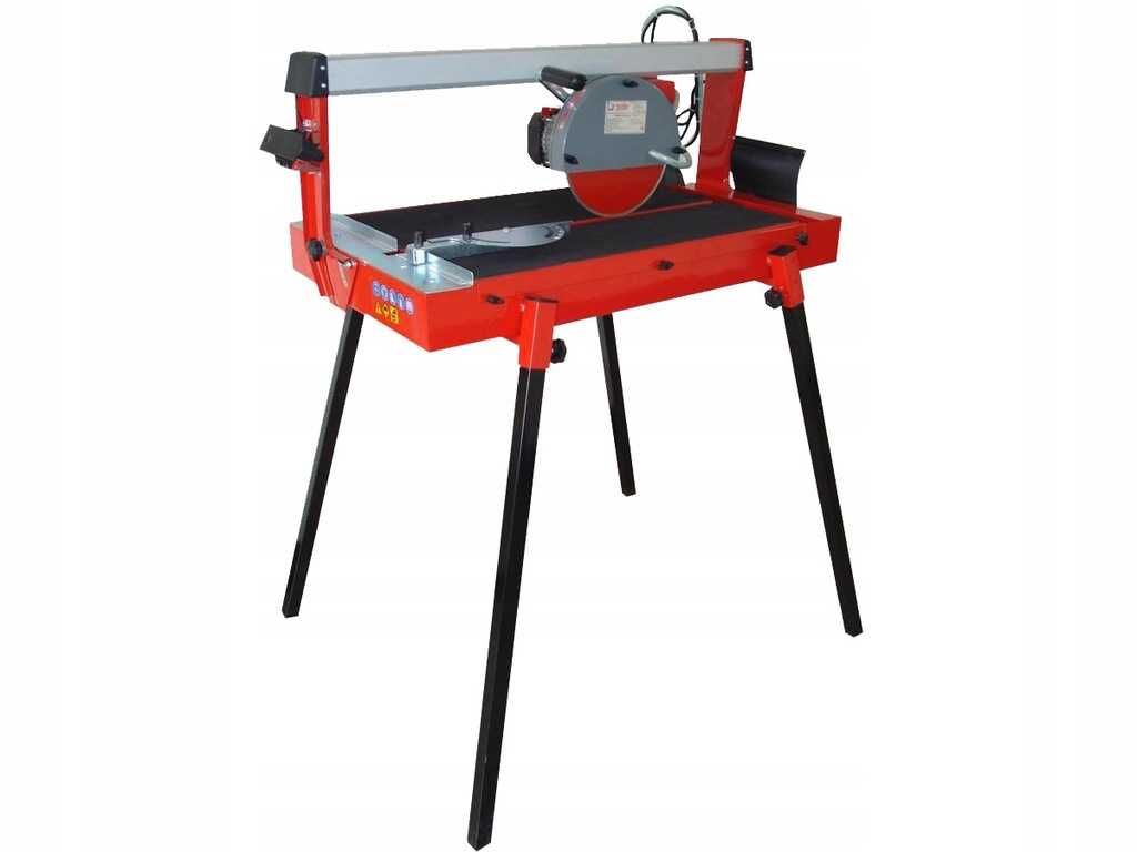 Inchiriez masina de taiat caramida si pavaj disc 700 la 220 V