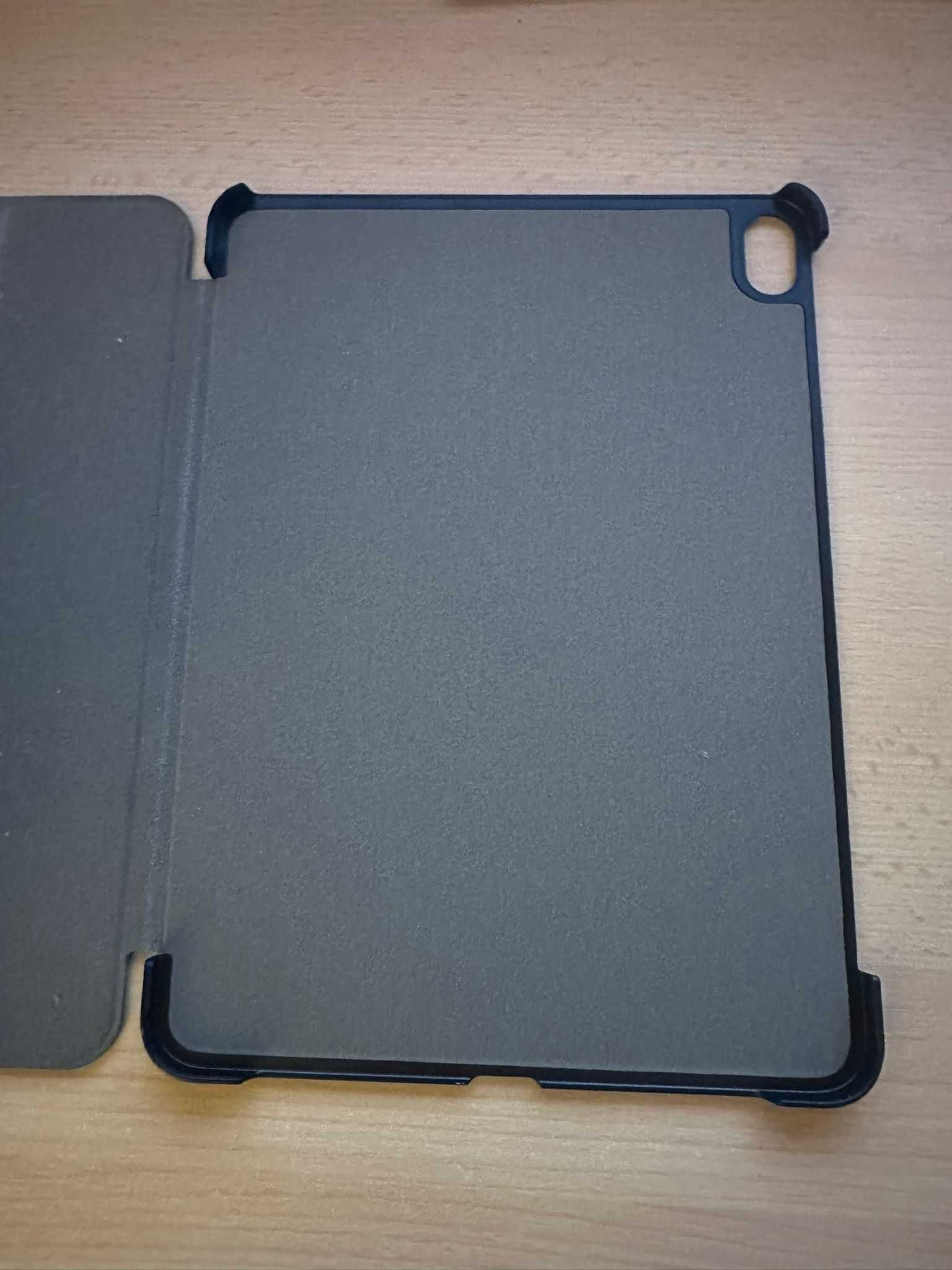 Apple iPad Air 5 (2022), 10.9", 256GB, Cellular, Starlight
