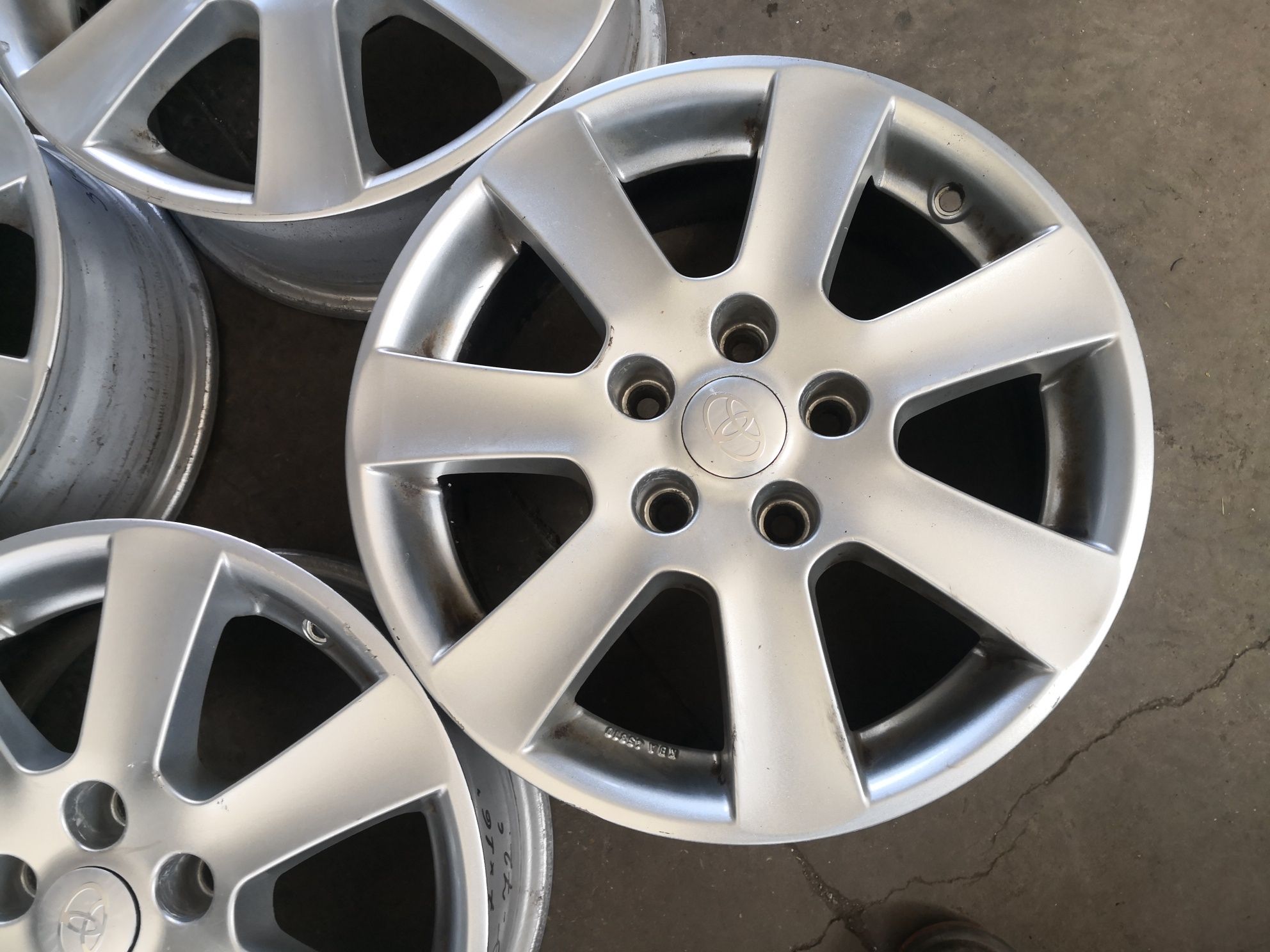 5х114.3 сузуки suzuki Тойота Toyota 5x114.3 16 цола оригинални