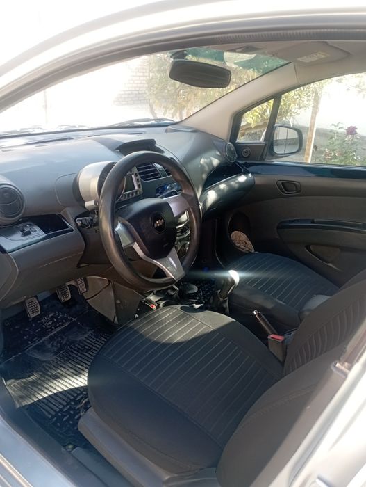 Спарк 2015 йил, 2 позиция. Сотилади