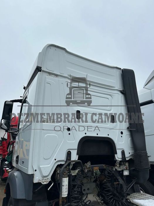 Cabina Mercedes Actros MP4 1840