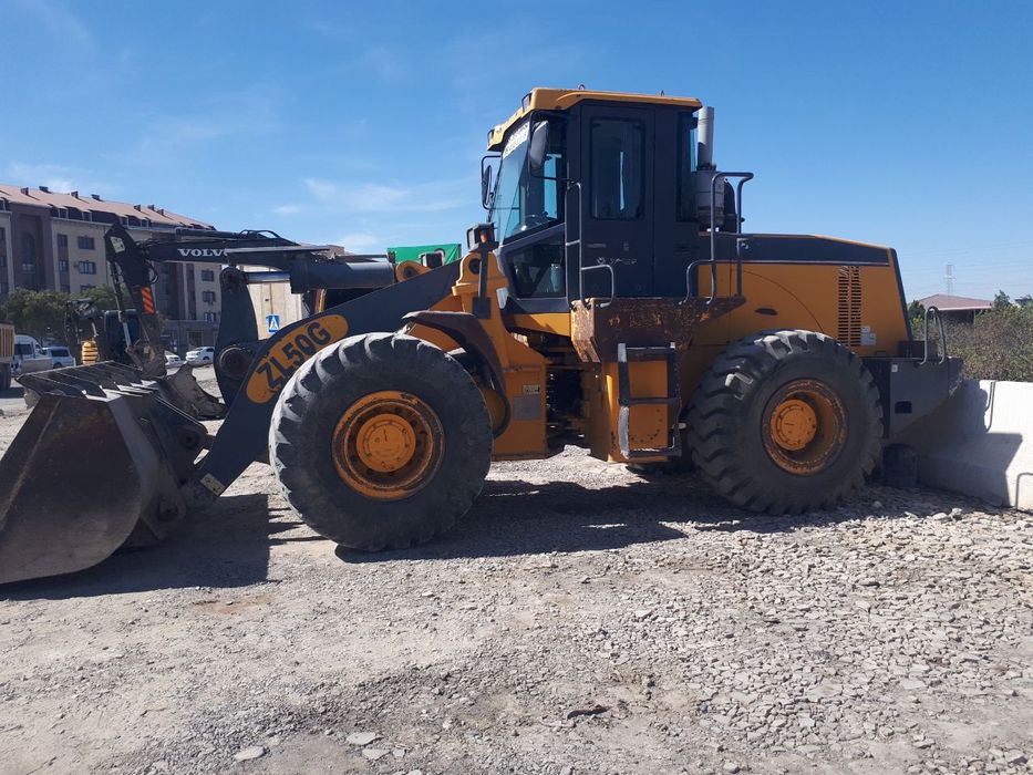 Sotiladi arzon narxda