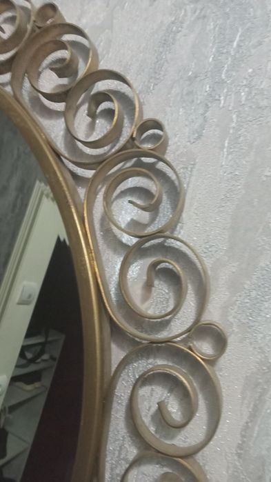 Зеркало настенное