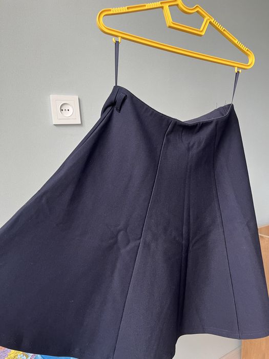 Продам школьную одежду